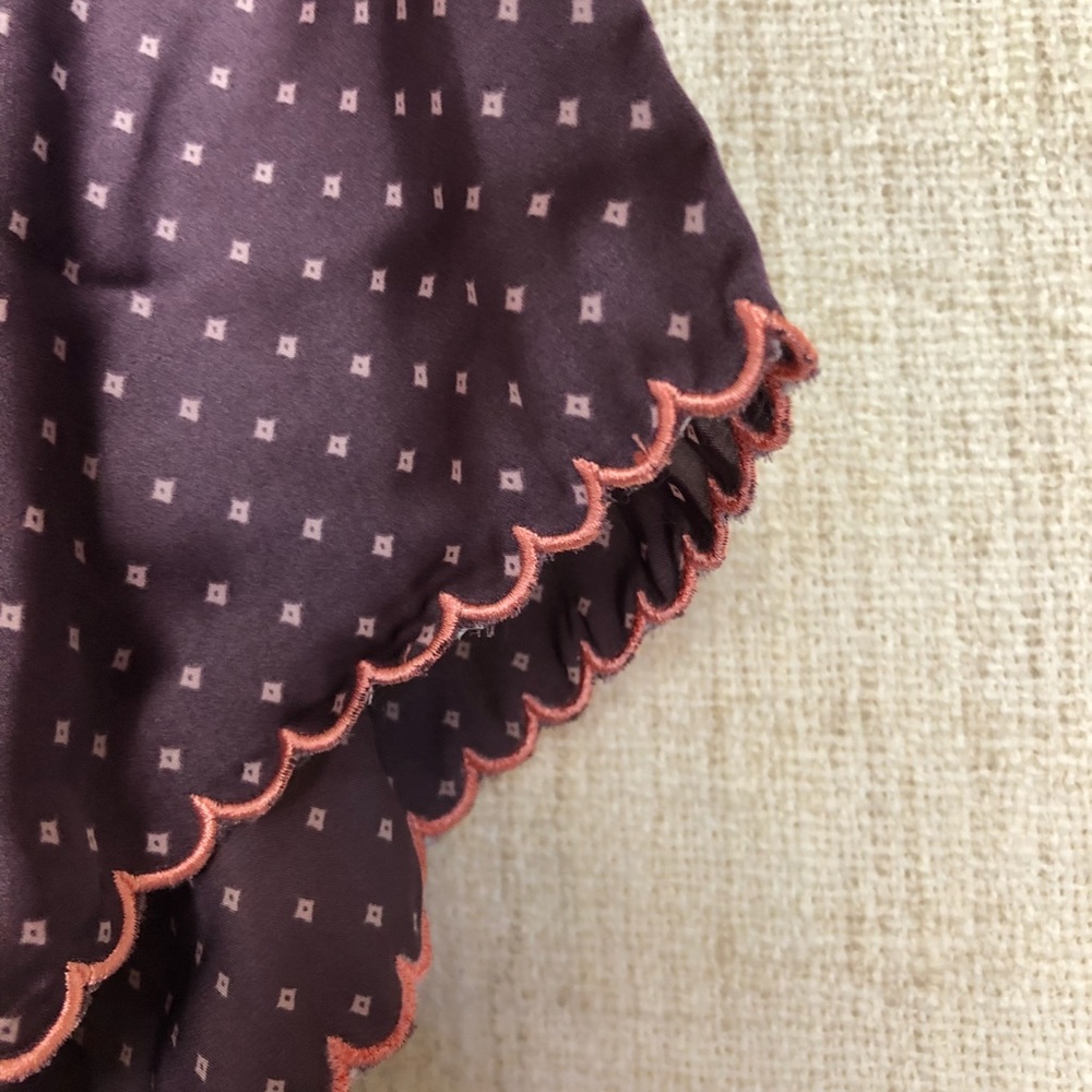 Robe - Picture 3 of 6